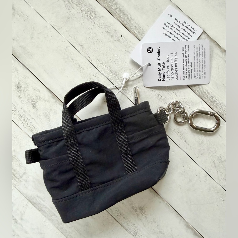NWT Lululemon Daily Multi-Pocket Nano Tote Bag Black - Online Exclusive Sold Out - Picture 2 of 6